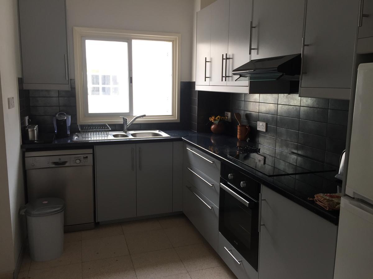 Apartmán Limnaria Westpark Paphos Exteriér fotografie